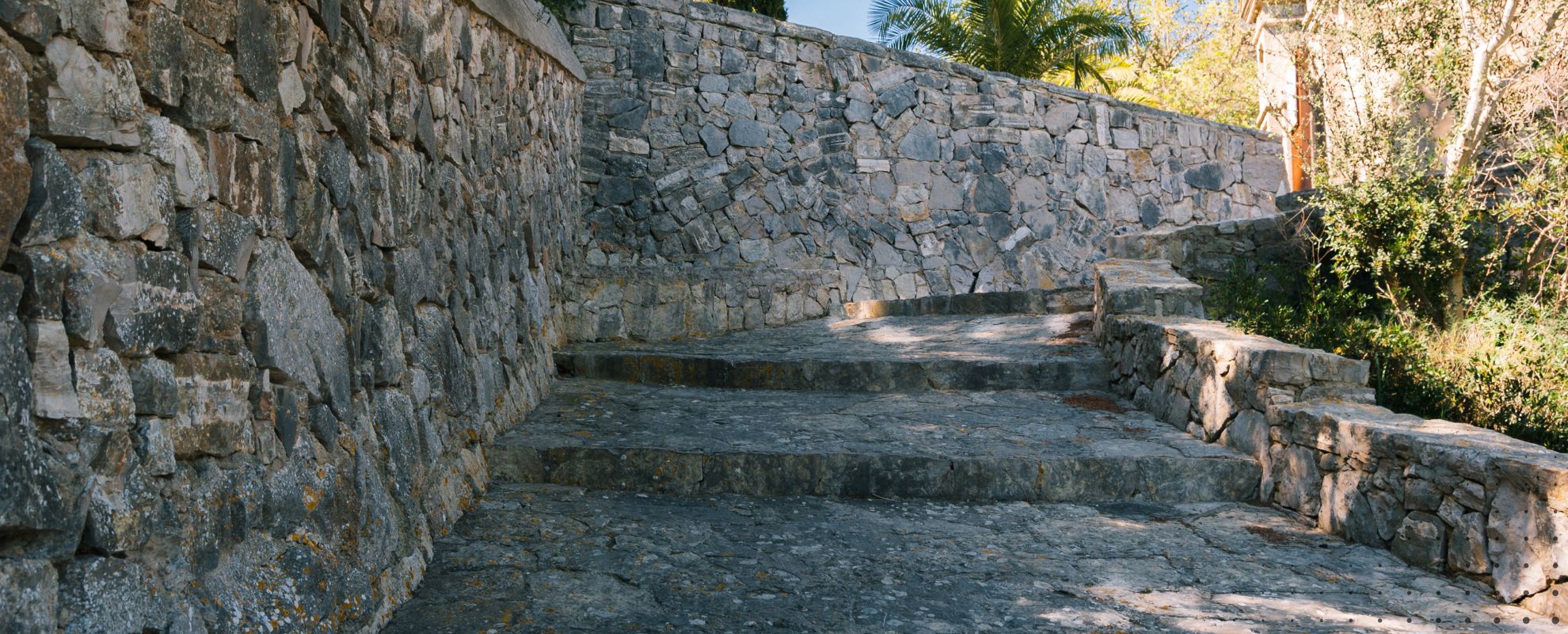 Stone Steps Four Seasons Landscape & Construction 2